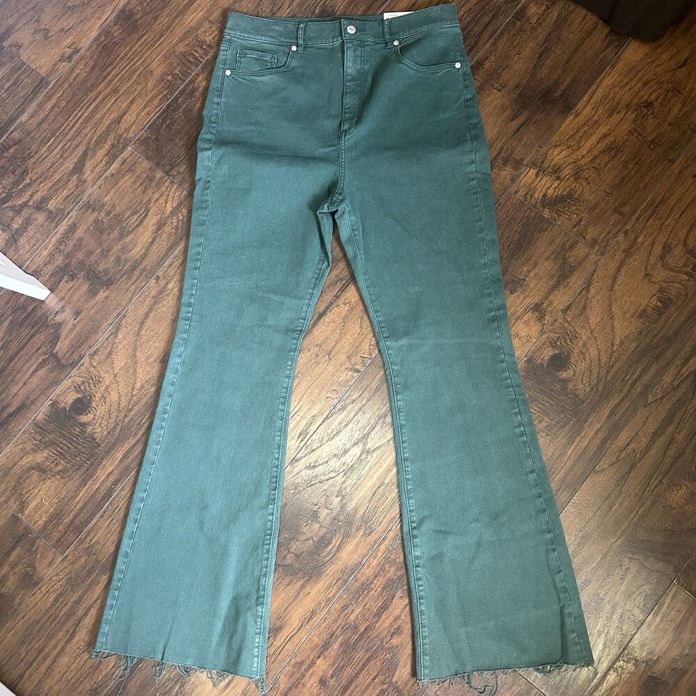 LOFT Slim Flare Jeans Green Wash High Rise Denim Pants Size 12/31 NWT Raw Hem